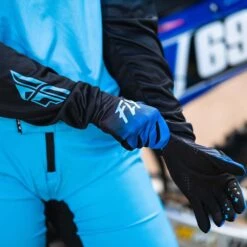 Fly Racing 2023 Lite Blue/Black Womens Gloves -Motocross Equipment 4007375 c 3