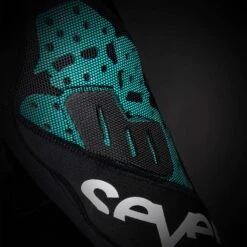 Seven Fusion Black Compression Jersey -Motocross Equipment 4010006 001 c 2