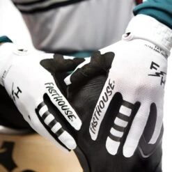 Fasthouse 2023 Elrod Vapor White/Black Gloves -Motocross Equipment 5044 1008 c 3