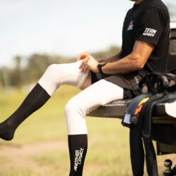 Another Legacy Clutch White Knee Brace Socks -Motocross Equipment AL KBSCK W c 4